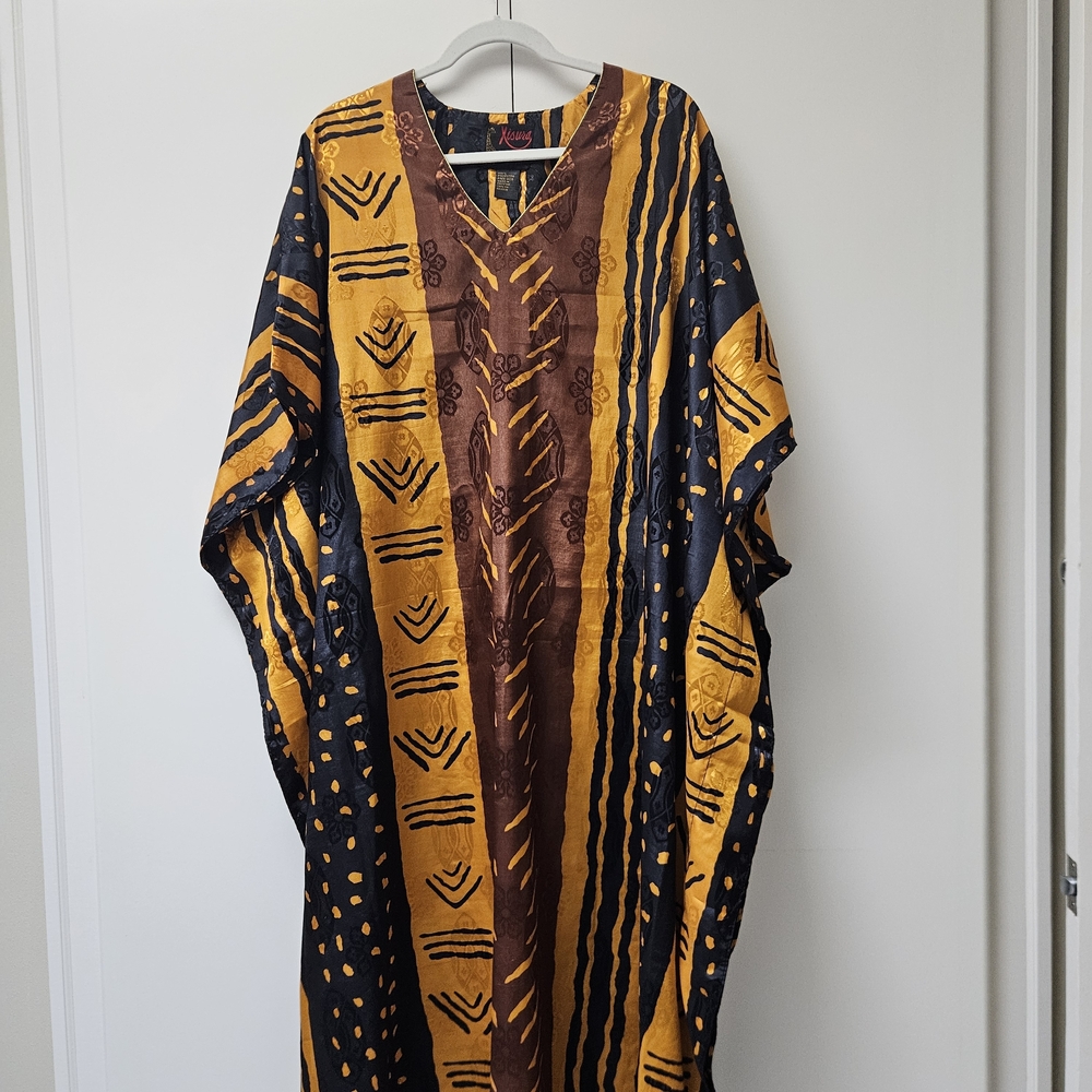 ‘Like New’Vintage 90’s African Kaftan Dress by Xisura ‘Free Size’ 100% Polyester